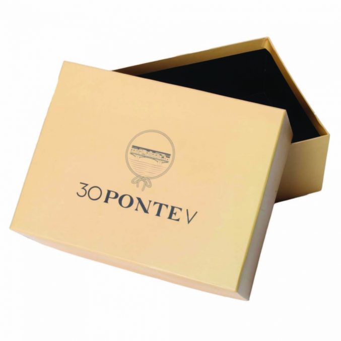 branded packaging, bags, boxes, brand, branding and identity design, custom bags, custom boxes, custom packaging, identity, identity design, packaging, custom packaging