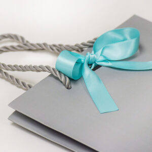 rope handles with ribbon
