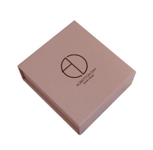 2017, accessories, candy pink, colors of the season, custom embellishments, custom packaging, custom treatments, e-commerce, millennial pink, pale dogwood, pantone, pantone color of the year, reusable packaging, rose quartz, trending, trending colors