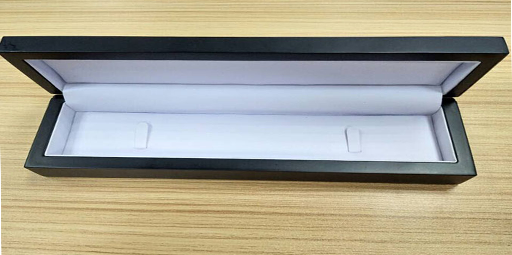Bracelet Box In Black Colour