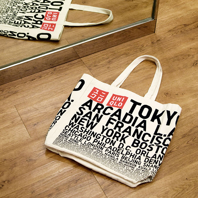 uniqlo shopping bags for retail stores