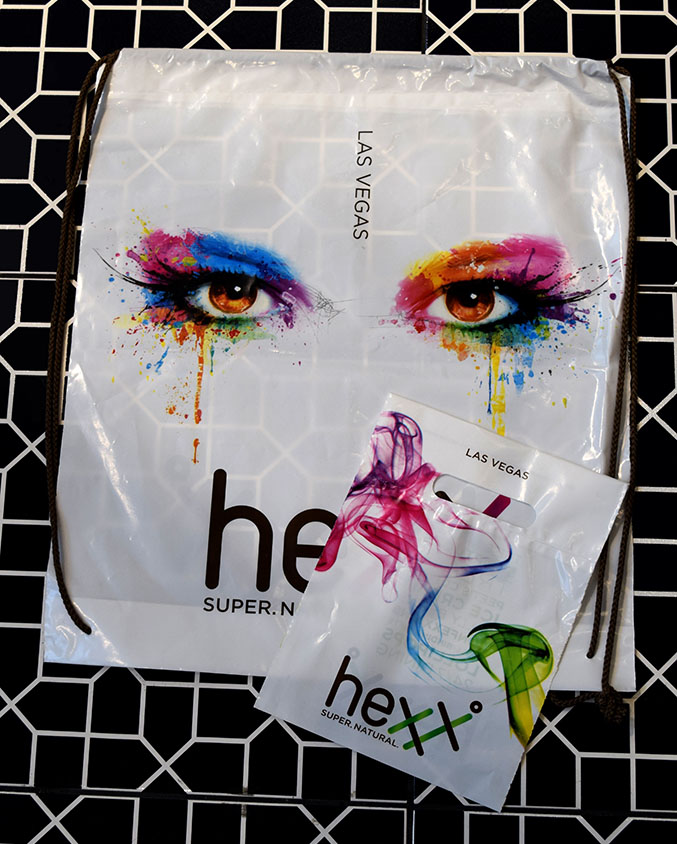 drawstring bag packaging