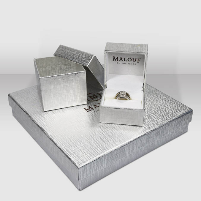 wedding season 2019, wedding packaging, fall weddings, fall wedding trends, groom packaging, bridal packaging, custom wedding packaging, custom bridal packaging, custom bridal party packaging, velvet packaging, minimalism, minimalist trends, 2019 wedding trends, bridal garment bags, groomsmen garment bags, bridal party garment bags, bridal jewelry boxes