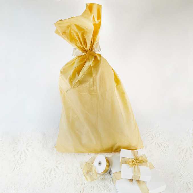 jetblack, jetblack holiday, jetblack holiday collection, organza gift pouch, gift pouches, drawstring pouches, gift packaging, giftwrap, organza ribbon, giftwrap ribbon, giftboxes, rigid setup boxes, rigid folding boxes, rigid gift boxes, rigid collapsible boxes
