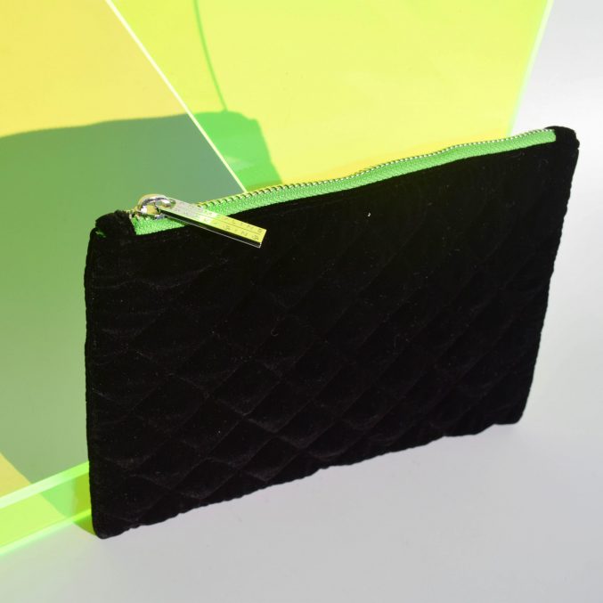 cozy materials, flannel, cotton, velvet, winter materials, trending materials, 2020 2021 trends, autumn packaging, winter packaging, trending packaging, trending packaging designs