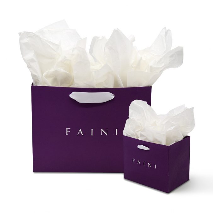 branded shopping bags, cub, custom eurototes, custom paper shopping bags, debbie, eurototes, food service eurototes, kraft bags, luxury branding, luxury brands, luxury paper, luxury paper shopping bags, paper shopping bags, post-consumer waste eurototes, vogue
