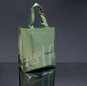 fabric shopping bags, reusable fabric shopping bags, reusable fabrics, reusable fabric tote bags, susstainable shopping bags, fabric shopping bags, reusable shopping bags, mesh shopping bags, mesh bags, die cut bags, drawstring bags, reusable drawstring bags, wholesale reusable bags, cotton canvas tote bags, cotton canvas bags, cotton tote bags, sustainable materials, sustainable ppnw bags, 