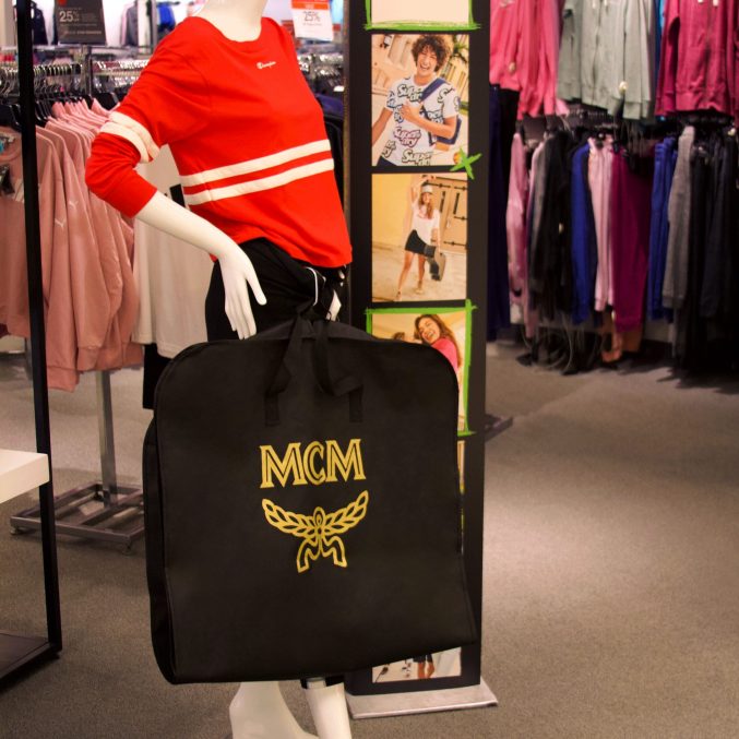 garment bags, garment bags for travel, travel garment bags, reusable garment bags, poly garment bags, poly on a roll bags, ppnw garment bags, peva garment bags, laminated ppnw garment bags, garment packaging, garments