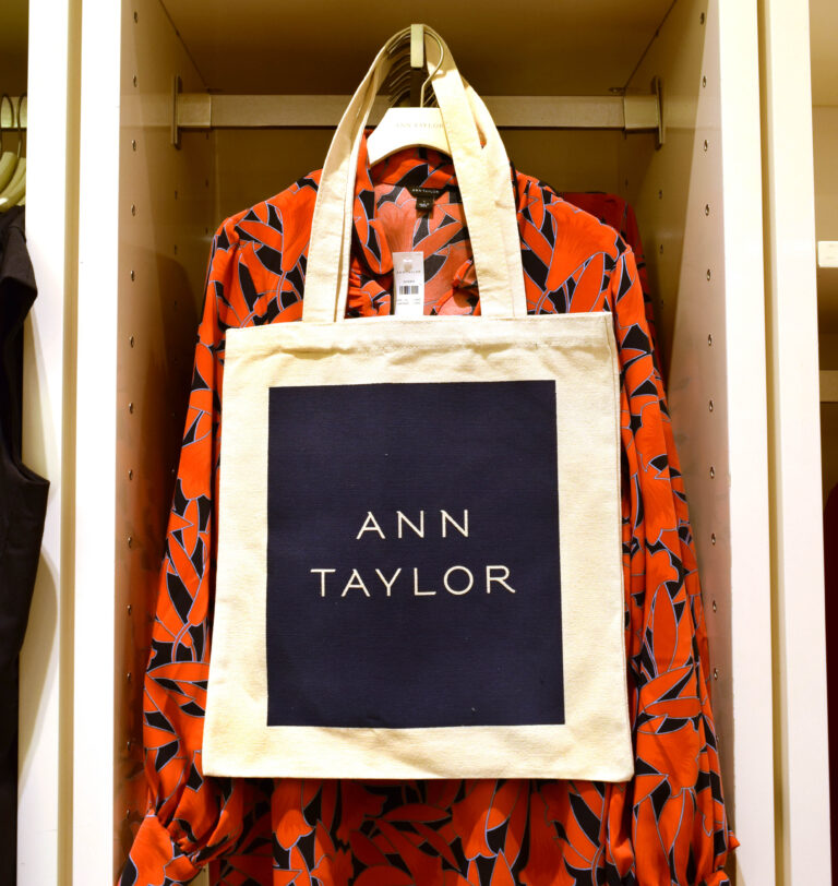 customizable canvas totes, customizable canvas tote, customizable canvas bags, customizable canvas tote bags, promotional canvas totes, branded promotional bags, canvas promotional bags, custom promotional tote bags