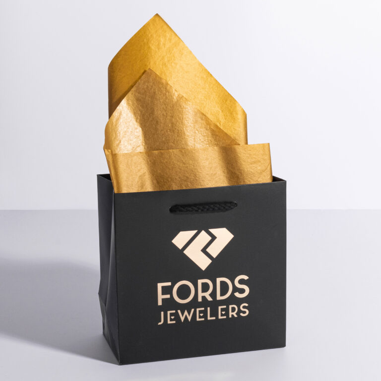 wedding industry packaging, jewelry boxes, gift bags, wedding packaging industry, packaging in the wedding industry, garment bags, ribbons and accessories, polishing cloths, branded wedding ribbons, bridal garment bag, bridal garment bags, wedding garment bag