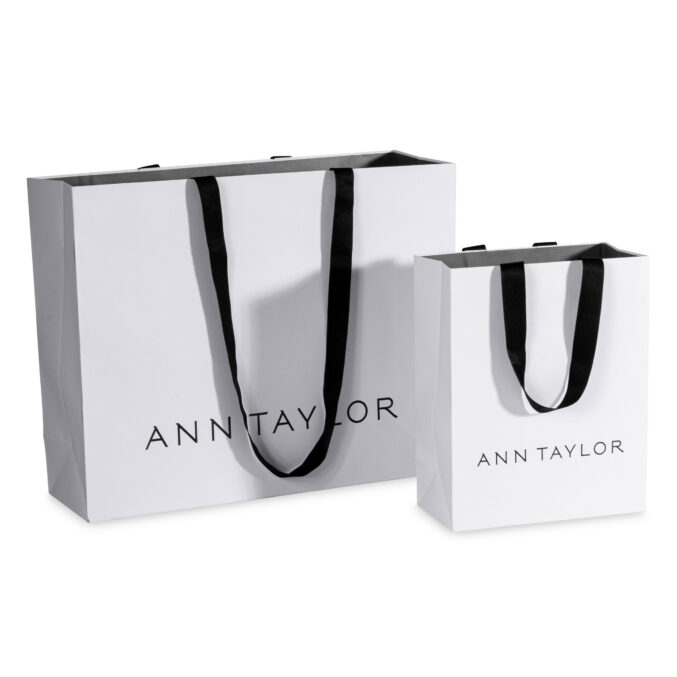 branded shopping bags, business tote bags, custom business shopping bags, custom retail packaging, high-quality shopping bags, logo shopping bags, packaging design trends, small business packaging